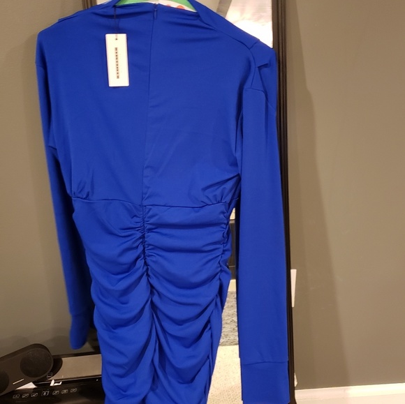 Clothes - Picture 5 of 8